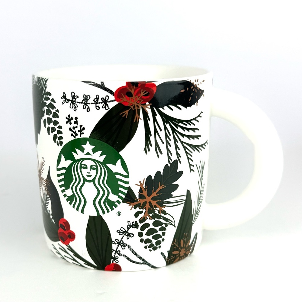 Starbucks 2021 Pine Branches Snowflakes Christmas Holiday 12oz Coffee Mug teacup